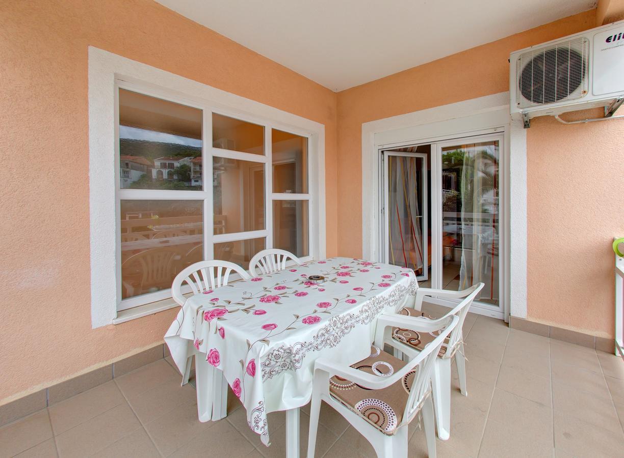Apartments D&M نيوم المظهر الخارجي الصورة